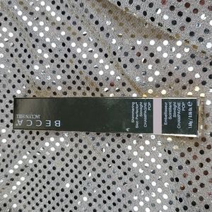New Becca shimmering skin pefector champagne pop